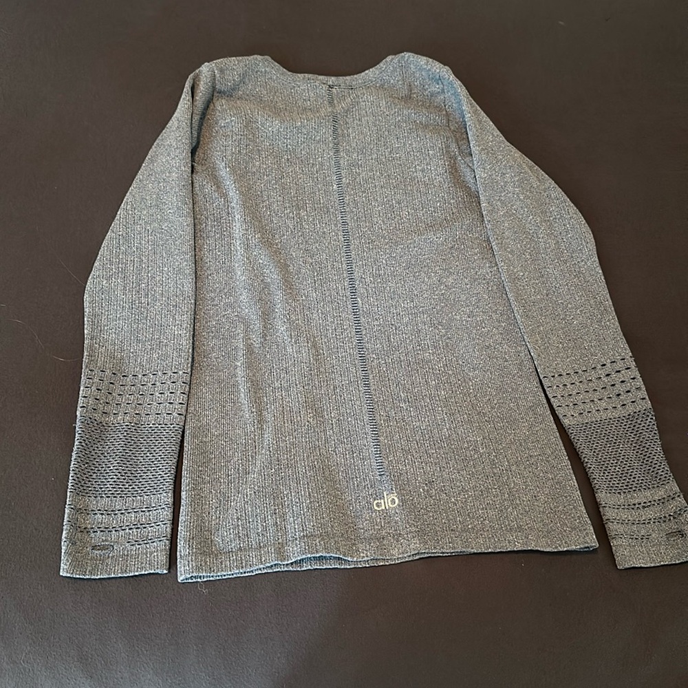 Alo long sleeve
